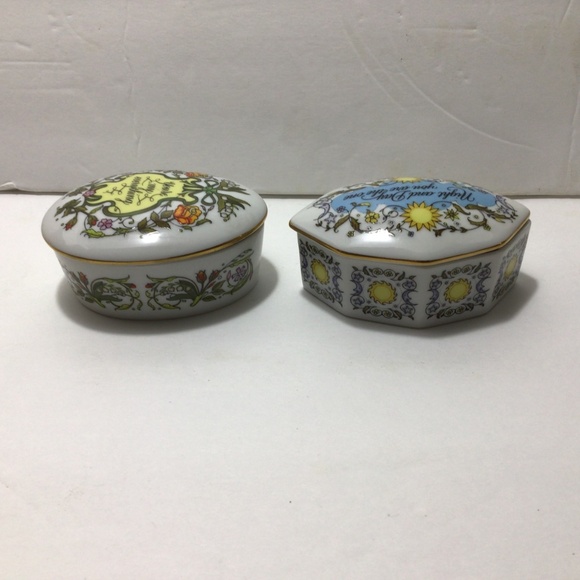 TWO SONGS OF LOVE MUSIC BOXES 1983 FRANKLIN FINE PORCELAIN - Picture 5 of 5